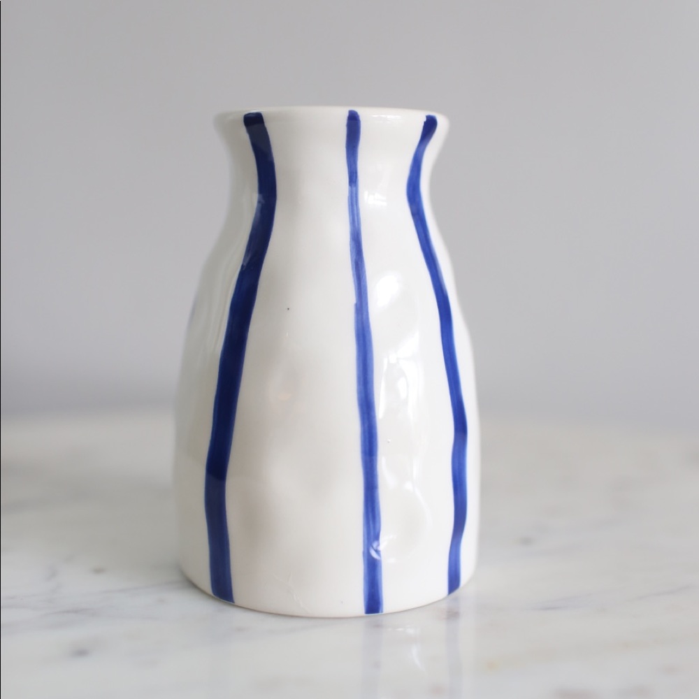 **SOLD**Ashland blue and white coastal vase